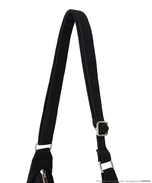 earth music&ecology（アースミュージックアンドエコロジー）の「初音ミク イメージ バッグ（ショルダーバッグ・レディース・グリーン・FREE）」の12枚目の写真