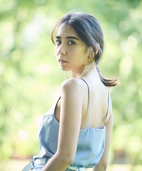 mikomori(ミコモリ)の「SATIN CAMISOLE(キャミソール・レディース・ダークベージュ/ライトブルー・FREE)」の3枚目の写真