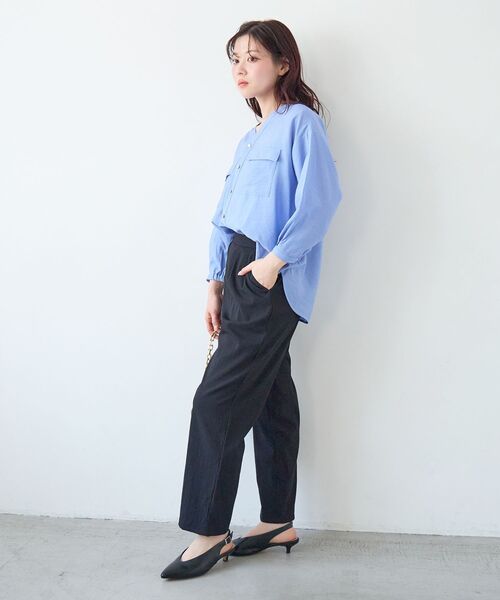 le.coeur blanc(ルクールブラン)の「ストレッチツータックテーパード(その他パンツ・レディース・ブラック/モカ/キャメル・36/38)」の11枚目の写真