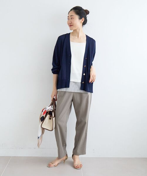 le.coeur blanc（ルクールブラン）の「ストレッチツータックテーパード（その他パンツ・レディース・ブラック/モカ/キャメル・36/38）」の4枚目の写真