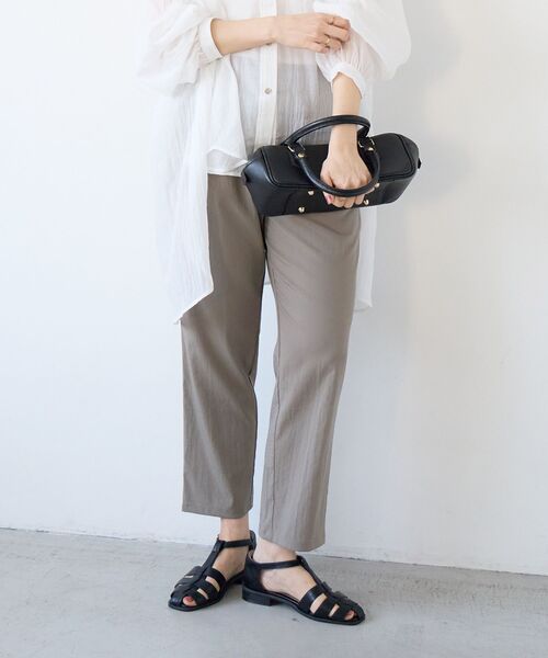 le.coeur blanc（ルクールブラン）の「ストレッチツータックテーパード（その他パンツ・レディース・ブラック/モカ/キャメル・36/38）」の11枚目の写真