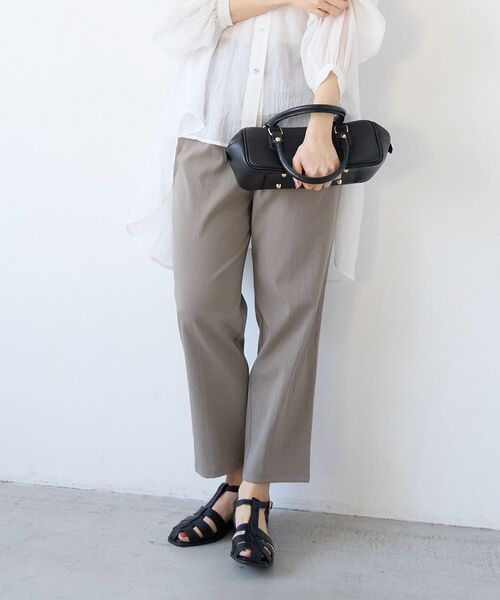 le.coeur blanc（ルクールブラン）の「ストレッチツータックテーパード（その他パンツ・レディース・ブラック/モカ/キャメル・36/38）」の12枚目の写真