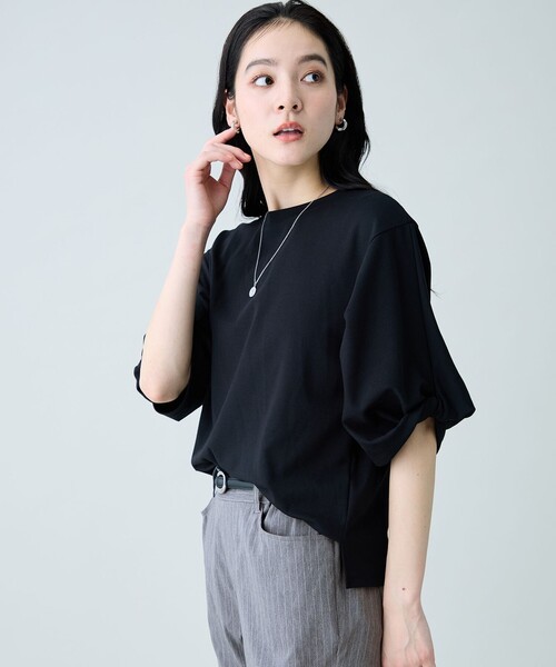 ANY(エニィ)の「ツイストスリーブボーダートップス(Tシャツ/カットソー・レディース・スカイブルー系2/ライトイエロー系2/ホワイト系2/ベージュ系2/ネイビー系2/ブラック系/ホワイト系/ダークブラウン系2・F)」の3枚目の写真