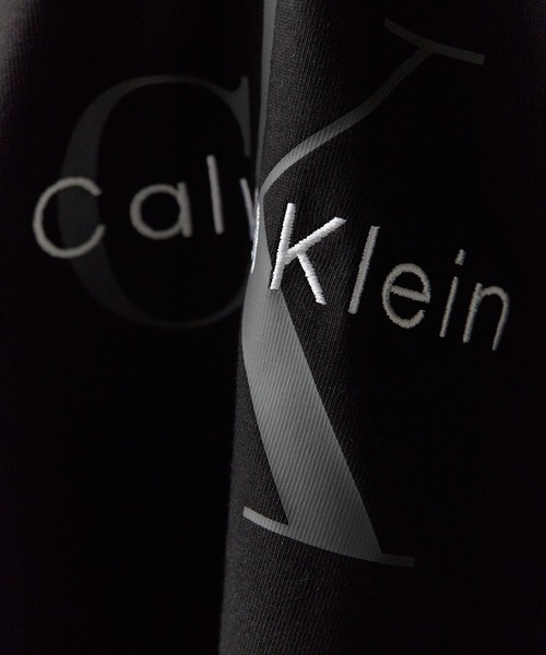 Calvin Klein（カルバン・クライン）の「Calvin Klein/カルバンクライン Tシャツ - モノグラムクルーネックショートスリーブTシャツ 半袖Tシャツ  2026年春夏（Tシャツ/カットソー・レディース・ホワイト/ブラック・S/M）」の16枚目の写真