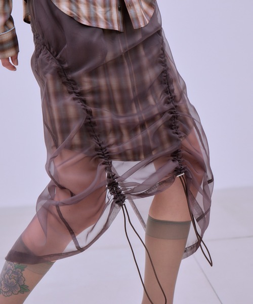 THINGS THAT MATTER(シングス ザット マター)の「CHECK SHEER LAYERED SKIRT / STRIPE SHEER LAYERED SKIRT / チェック シアー レイヤード スカート / ストライプ シアー レイヤード スカート(スカート・レディース・ネイビー/ブラウン・2/1)」の1枚目の写真