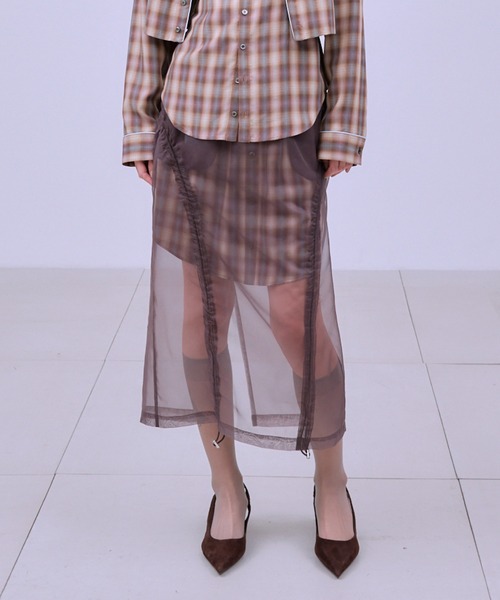 THINGS THAT MATTER(シングス ザット マター)の「CHECK SHEER LAYERED SKIRT / STRIPE SHEER LAYERED SKIRT / チェック シアー レイヤード スカート / ストライプ シアー レイヤード スカート(スカート・レディース・ネイビー/ブラウン・2/1)」の6枚目の写真