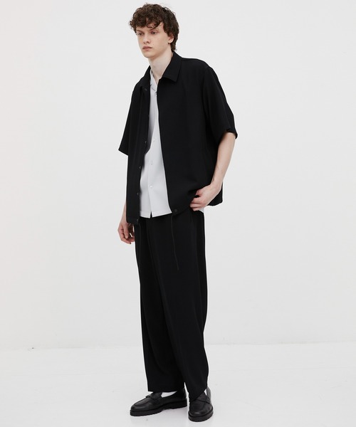 UNITED TOKYO(ユナイテッドトウキョウ)の「【超冷感】COLD DRY PLEATS シームレスイージーパンツ |SETUP可/接触冷感/通気性/イージーケア/軽量(その他パンツ・メンズ・ブラック/ネイビー/ダークグレー・2/1)」の11枚目の写真