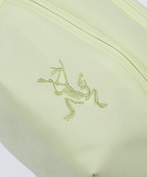 ARC'TERYX(アークテリクス)の「ARC’TERYX/アークテリクス EXCLUSIVE Mantis 1 Waist Pack(ボディバッグ/ウエストポーチ・メンズ・ブルーグリーン・ONE SIZE)」の3枚目の写真
