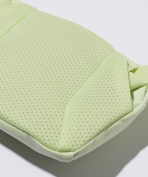 ARC'TERYX(アークテリクス)の「ARC’TERYX/アークテリクス EXCLUSIVE Mantis 1 Waist Pack(ボディバッグ/ウエストポーチ・メンズ・ブルーグリーン・ONE SIZE)」の8枚目の写真