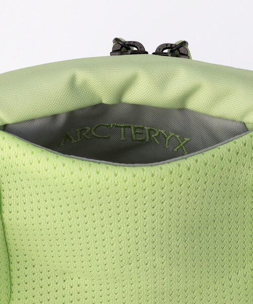 ARC'TERYX(アークテリクス)の「ARC’TERYX/アークテリクス EXCLUSIVE Mantis 1 Waist Pack(ボディバッグ/ウエストポーチ・メンズ・ブルーグリーン・ONE SIZE)」の21枚目の写真