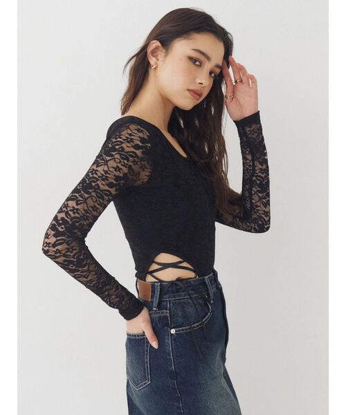 EVRIS(エヴリス)の「レースアップボディースーツ 春服(Tシャツ/カットソー・レディース・ホワイト/ブラック/その他1・FREE)」の1枚目の写真