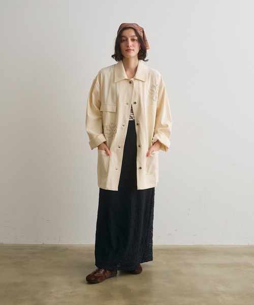 Crisp（クリスプ）の「フラワーレースセミフレアスカート（スカート・レディース・アイボリー/ブラック・FREE）」の3枚目の写真