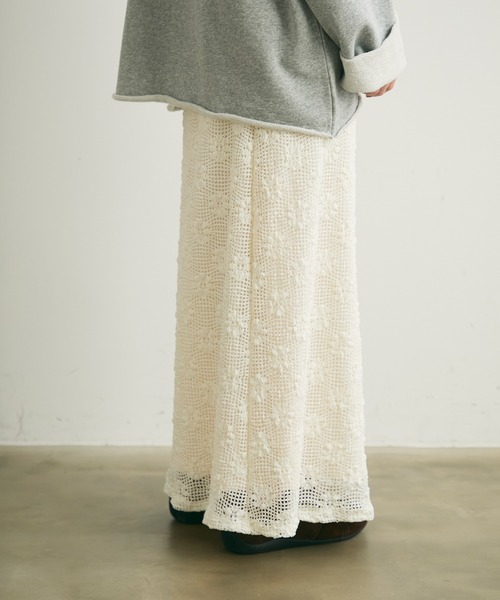 Crisp（クリスプ）の「フラワーレースセミフレアスカート（スカート・レディース・アイボリー/ブラック・FREE）」の17枚目の写真