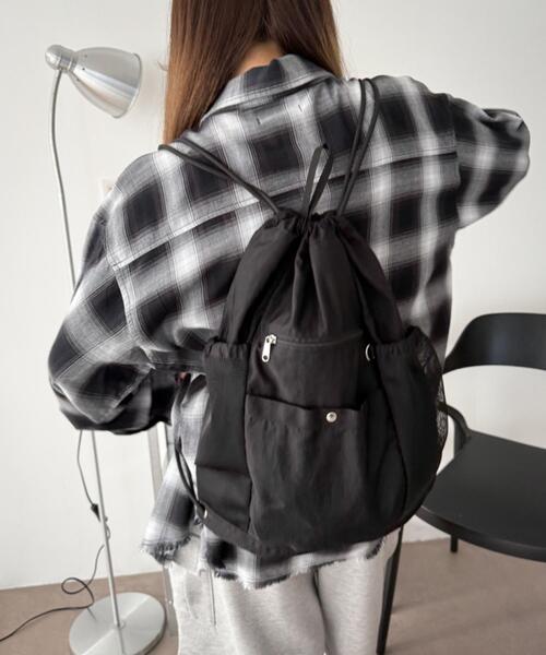 WEGO（ウィゴー）の「WEGO/サイドメッシュポケットナップサック（バックパック/リュック・レディース・ブラック/ブラウン系その他/スミクロ・FREE）」の22枚目の写真