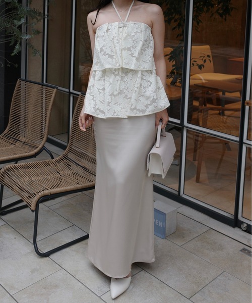 LE'RURE(リルアー)の「Tiered frill lace onepiece(ワンピース・レディース・ブラック/ベージュ・SMALL/MEDIUM/TALL)」の1枚目の写真
