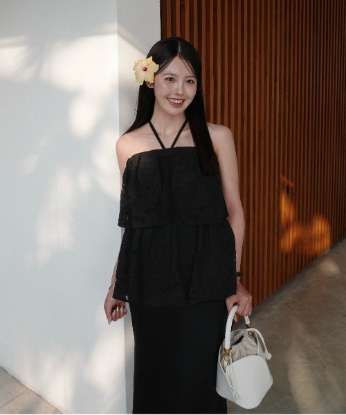 LE'RURE(リルアー)の「Tiered frill lace onepiece(ワンピース・レディース・ブラック/ベージュ・SMALL/MEDIUM/TALL)」の2枚目の写真