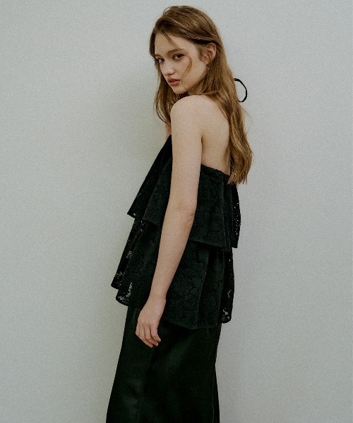 LE'RURE(リルアー)の「Tiered frill lace onepiece(ワンピース・レディース・ブラック/ベージュ・SMALL/MEDIUM/TALL)」の8枚目の写真