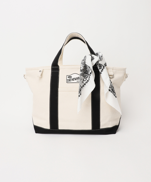 journal standard L'essage(ジャーナルスタンダードレサージュ)の「別注【THE NEWHOUSE/ザ ニューハウス】LEON TOTE トートバッグ(トートバッグ・レディース・ブラック・FREE)」の8枚目の写真