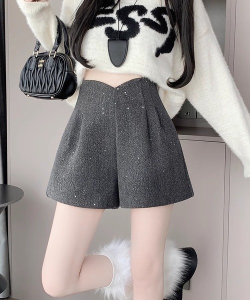 INASTUDIOS(イーナストゥディオス)の「Glitter V-waist / グリッターVウエスト ショートパンツ(その他パンツ・レディース・ブラック/グレー・SMALL/MEDIUM/LARGE/X-SMALL/X-LARGE)」の3枚目の写真