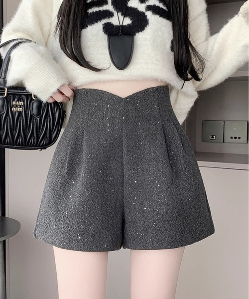 INASTUDIOS(イーナストゥディオス)の「Glitter V-waist / グリッターVウエスト ショートパンツ(その他パンツ・レディース・ブラック/グレー・SMALL/MEDIUM/LARGE/X-SMALL/X-LARGE)」の4枚目の写真