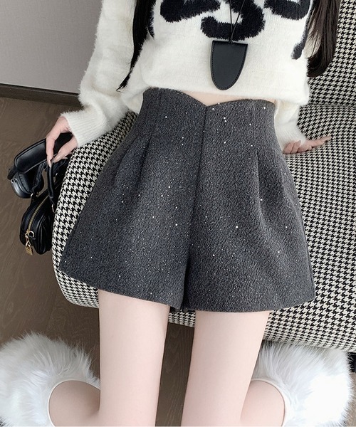 INASTUDIOS(イーナストゥディオス)の「Glitter V-waist / グリッターVウエスト ショートパンツ(その他パンツ・レディース・ブラック/グレー・SMALL/MEDIUM/LARGE/X-SMALL/X-LARGE)」の5枚目の写真