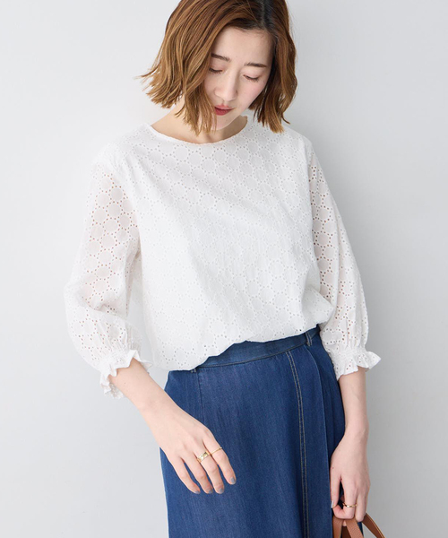 Petit Honfleur(プチオンフルール)の「レースシャーリング袖ブラウス(Tシャツ/カットソー・レディース・ネイビー/ホワイト・M/L)」の7枚目の写真