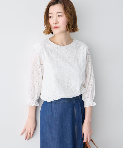 Petit Honfleur(プチオンフルール)の「レースシャーリング袖ブラウス(Tシャツ/カットソー・レディース・ネイビー/ホワイト・M/L)」の8枚目の写真