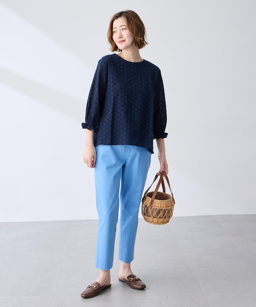 Petit Honfleur(プチオンフルール)の「レースシャーリング袖ブラウス(Tシャツ/カットソー・レディース・ネイビー/ホワイト・M/L)」の11枚目の写真