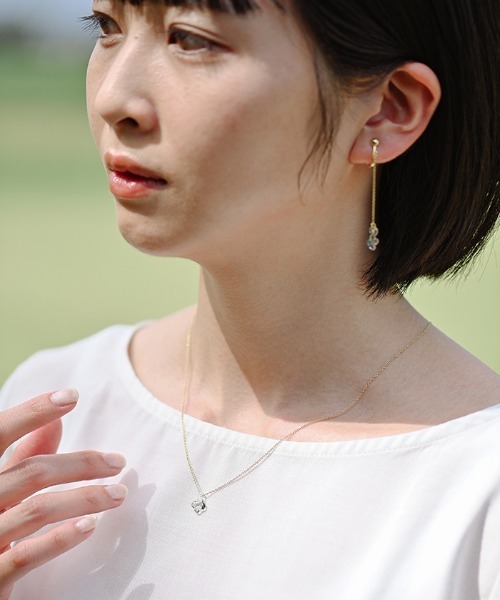 HARIO Lampwork Factory(ハリオランプワークファクトリー)の「イイダ傘店 ネックレス アジサイ グレー(ネックレス・レディース・グレー・FREE)」の5枚目の写真