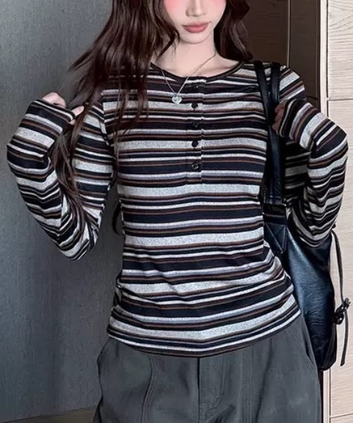 Alvia(アルビア)の「ストライプ長袖Tシャツ(Tシャツ/カットソー・レディース・グレー・M)」の5枚目の写真