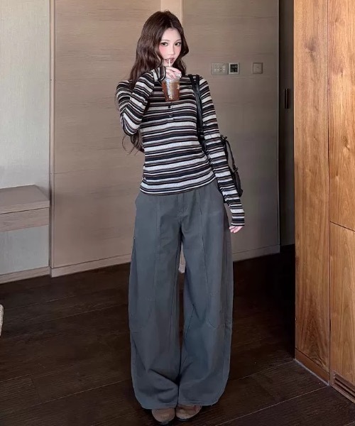 Alvia(アルビア)の「ストライプ長袖Tシャツ(Tシャツ/カットソー・レディース・グレー・M)」の9枚目の写真