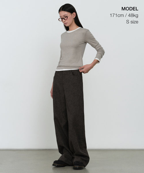 MUSINSA STANDARD WOMAN（ムシンサスタンダードウーマン）の「ウィメンズウールテンセルレイヤードスリム長袖Tシャツ[グレイッシュベージュ]（Tシャツ/カットソー・レディース・その他・X-SMALL/SMALL/MEDIUM/LARGE）」の2枚目の写真