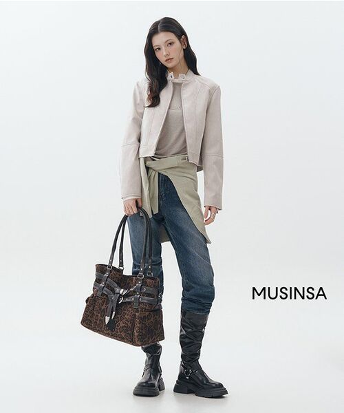 MUSINSA STANDARD WOMAN（ムシンサスタンダードウーマン）の「ウィメンズウールテンセルレイヤードスリム長袖Tシャツ[グレイッシュベージュ]（Tシャツ/カットソー・レディース・その他・X-SMALL/SMALL/MEDIUM/LARGE）」の14枚目の写真