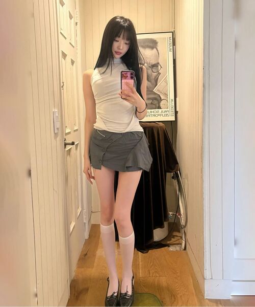 FLAREUP(フレアアップ)の「Draped Sleeveless Top (FL-135_Cloud White)(Tシャツ/カットソー・レディース・ホワイト・OS)」の6枚目の写真