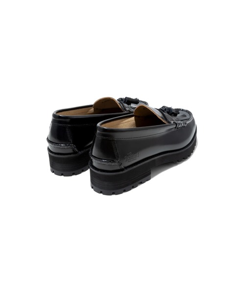 The Kenford Fineshoes（ケンフォードファインシューズ）の「TANK SOLE LOAFERS BLACK QUILT TASSEL（ローファー・メンズ・ブラック・25/25.5/26/26.5/27/28/27.5）」の3枚目の写真