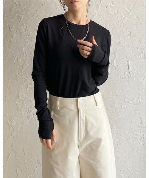 She's Closet(シーズクローゼット)の「UVカット 接触冷感 抗菌防臭 指穴付き サムホール 長袖ロングTシャツ カットソー(Tシャツ/カットソー・レディース・ブラック/ベージュ/ホワイト・FREE)」の7枚目の写真
