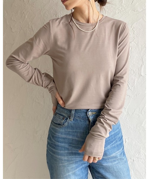 She's Closet(シーズクローゼット)の「UVカット 接触冷感 抗菌防臭 指穴付き サムホール 長袖ロングTシャツ カットソー(Tシャツ/カットソー・レディース・ブラック/ベージュ/ホワイト・FREE)」の8枚目の写真