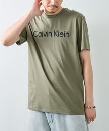Calvin Klein(�J���o���E�N���C��)�́yCalvin Klein�z40BC840 T�V���c(T�V���c/�J�b�g�\�[)