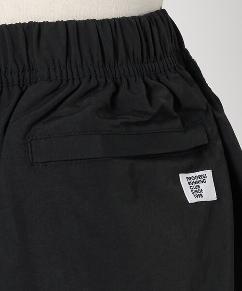 LOEFF(ロエフ)の「【別注】<PROGRESS RUNNING CLUB>1998 ハーフパンツ UNISEX(その他パンツ・レディース・ブラック・1/2)」の5枚目の写真
