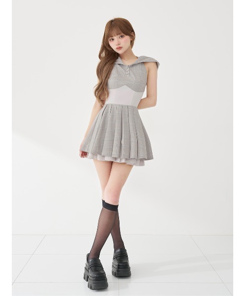 Darich（ダーリッチ）の「コルセットチェックフードミニワンピース