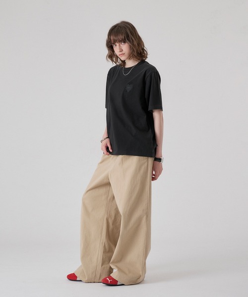 ONCILY(オンシェリー)の「26SS "DOT" HEART LOGO T-SHIRT / "ドット"ハートロゴTシャツ(Tシャツ/カットソー・メンズ・ブラック系その他2/ブラック/ブラック系その他/オフホワイト・LARGE/MEDIUM/SMALL)」の11枚目の写真