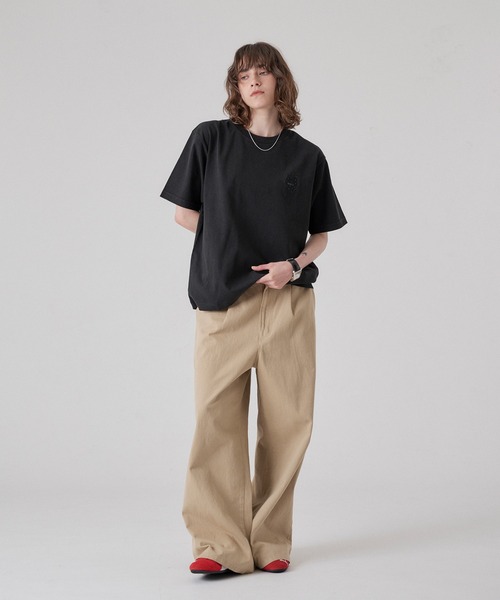 ONCILY(オンシェリー)の「26SS "DOT" HEART LOGO T-SHIRT / "ドット"ハートロゴTシャツ(Tシャツ/カットソー・メンズ・ブラック系その他2/ブラック/ブラック系その他/オフホワイト・LARGE/MEDIUM/SMALL)」の10枚目の写真