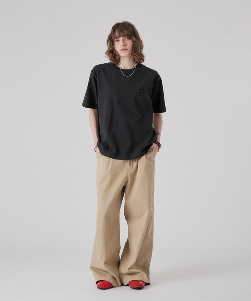 ONCILY(オンシェリー)の「26SS "DOT" HEART LOGO T-SHIRT / "ドット"ハートロゴTシャツ(Tシャツ/カットソー・メンズ・ブラック系その他2/ブラック/ブラック系その他/オフホワイト・LARGE/MEDIUM/SMALL)」の9枚目の写真