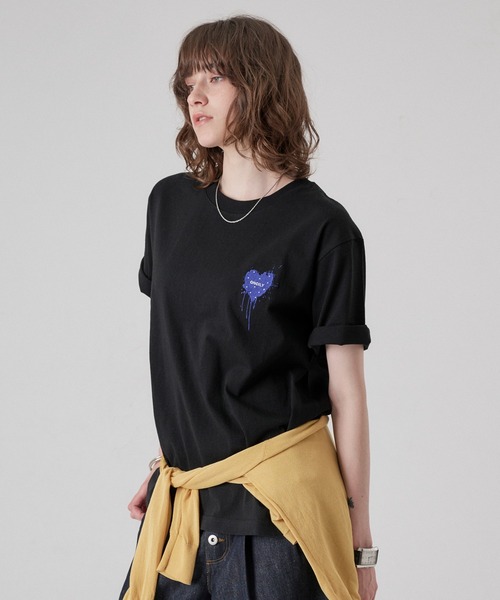 ONCILY(オンシェリー)の「26SS "DOT" HEART LOGO T-SHIRT / "ドット"ハートロゴTシャツ(Tシャツ/カットソー・メンズ・ブラック系その他2/ブラック/ブラック系その他/オフホワイト・LARGE/MEDIUM/SMALL)」の14枚目の写真