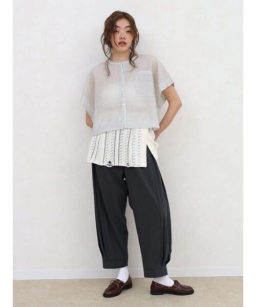 FIKA.（フィーカ）の「Sheer striped band collar shirt（シャツ/ブラウス・レディース・オフホワイト/グレー・FREE）」の22枚目の写真