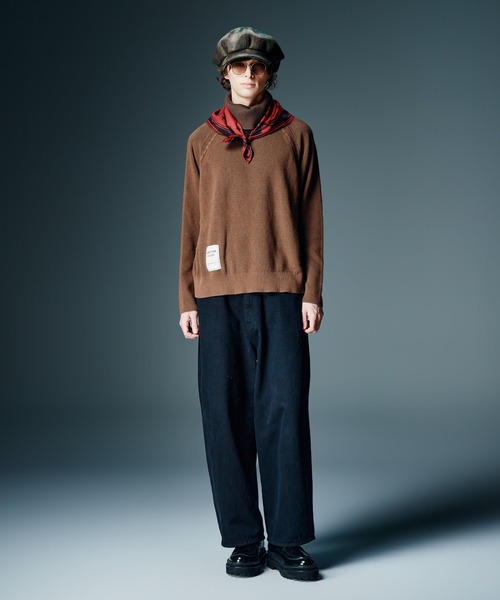 glamb(グラム)の「Raglan Turtle Neck Knit / ラグランタートルネックニット(ニット/セーター・メンズ・ブラック/ブラウン・M/L)」の8枚目の写真