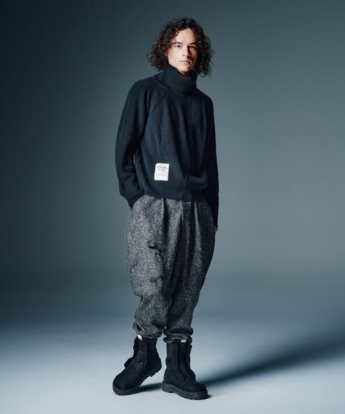 glamb(グラム)の「Raglan Turtle Neck Knit / ラグランタートルネックニット(ニット/セーター・メンズ・ブラック/ブラウン・M/L)」の6枚目の写真