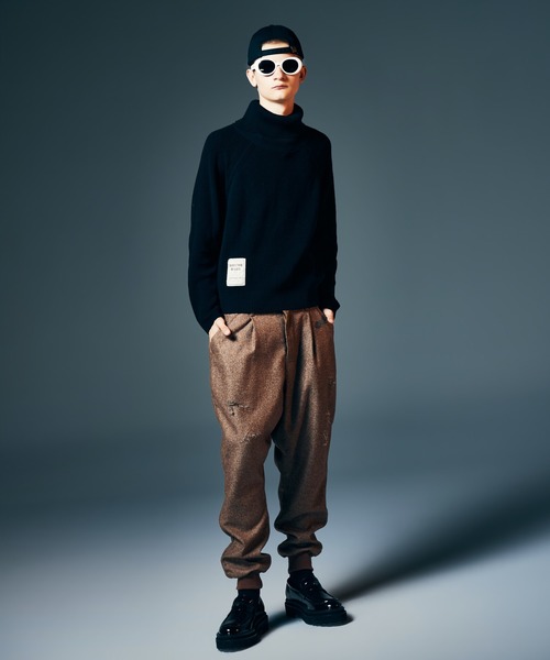 glamb(グラム)の「Raglan Turtle Neck Knit / ラグランタートルネックニット(ニット/セーター・メンズ・ブラック/ブラウン・M/L)」の16枚目の写真