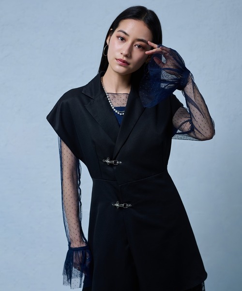 Ellno de Mavie(エルノデメヴィ)の「ファイヤーマンジャケットノースリーブワンピース(ワンピース・レディース・ブラック/ネイビー・FREE)」の20枚目の写真