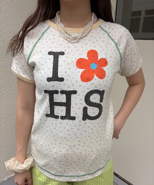 HELLO.SANFRANCISCO（ハローサンフランシスコ）の「【HELLO.SANFRANCISCO/ハローサンフランシスコ】ワッフルプリントTEE（Tシャツ/カットソー・レディース・アイボリー/サックスブルー/ピンク・ONE SIZE）」の4枚目の写真